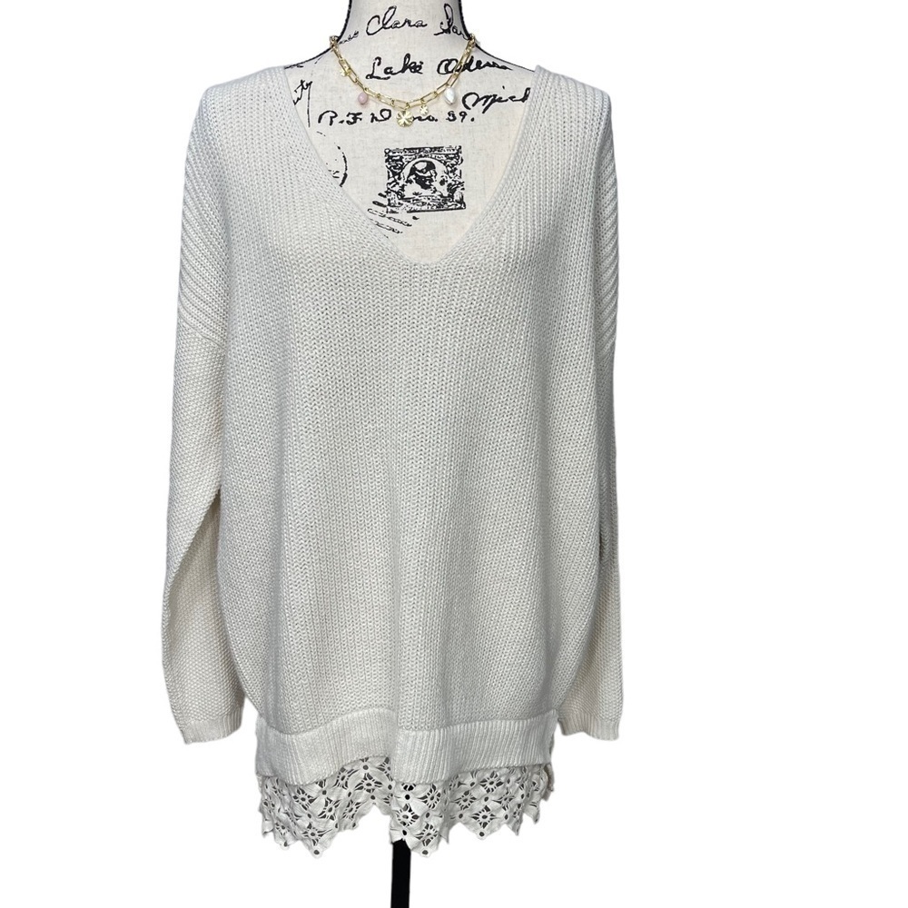 Urban Outfitters Kimchi Blue Lace Trim V Neck Oversized Boho Cream Sweater Med